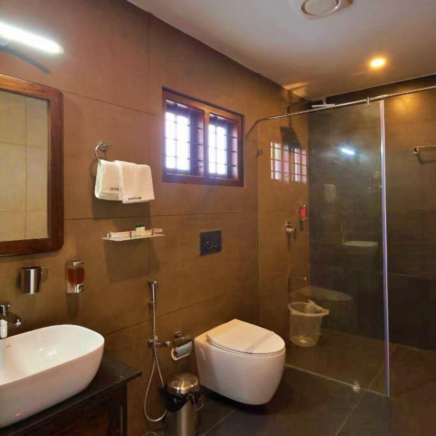 The Windy Mist Resort Munnar Chinnakanal Eksteriør billede