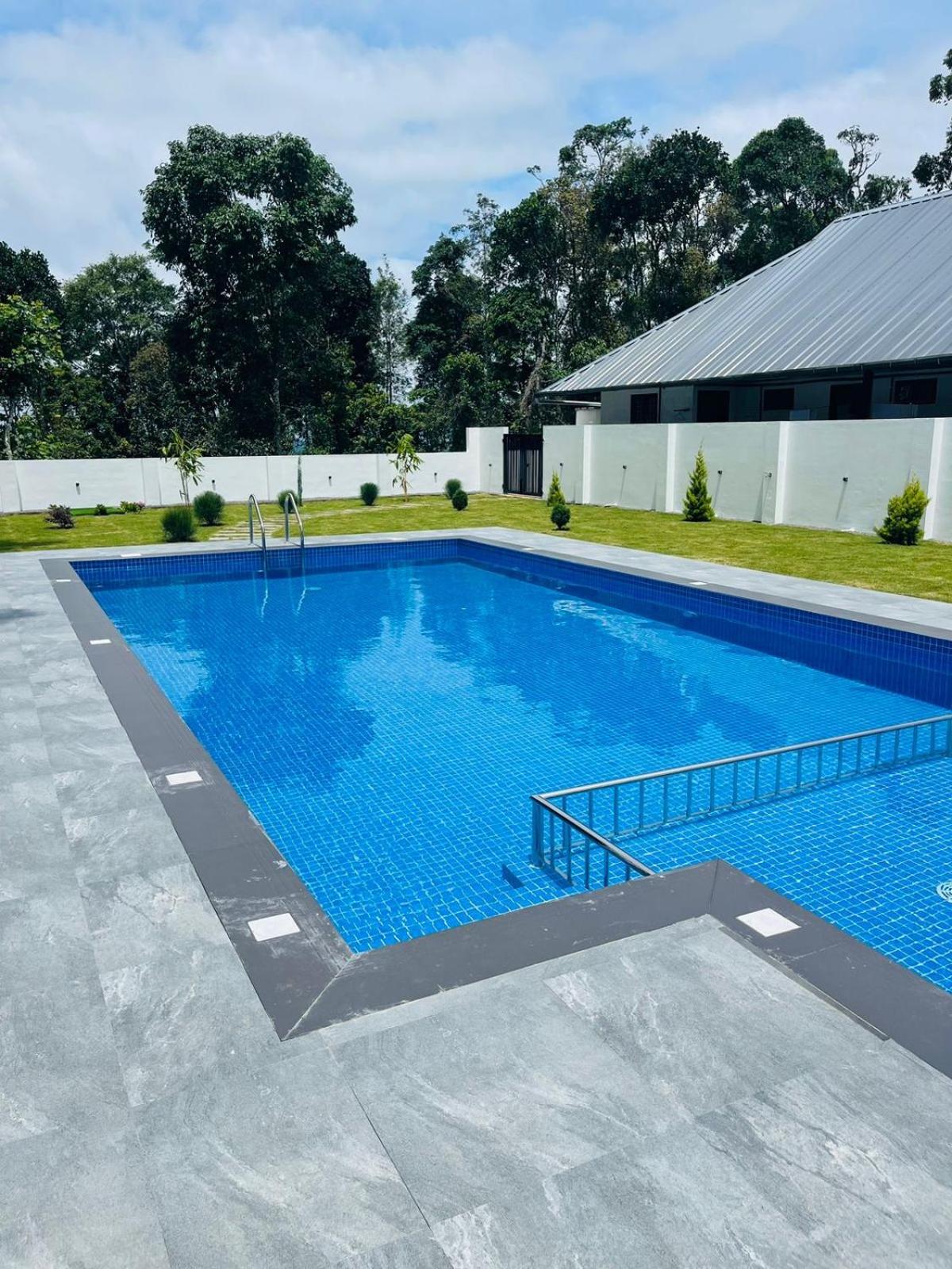 The Windy Mist Resort Munnar Chinnakanal Eksteriør billede