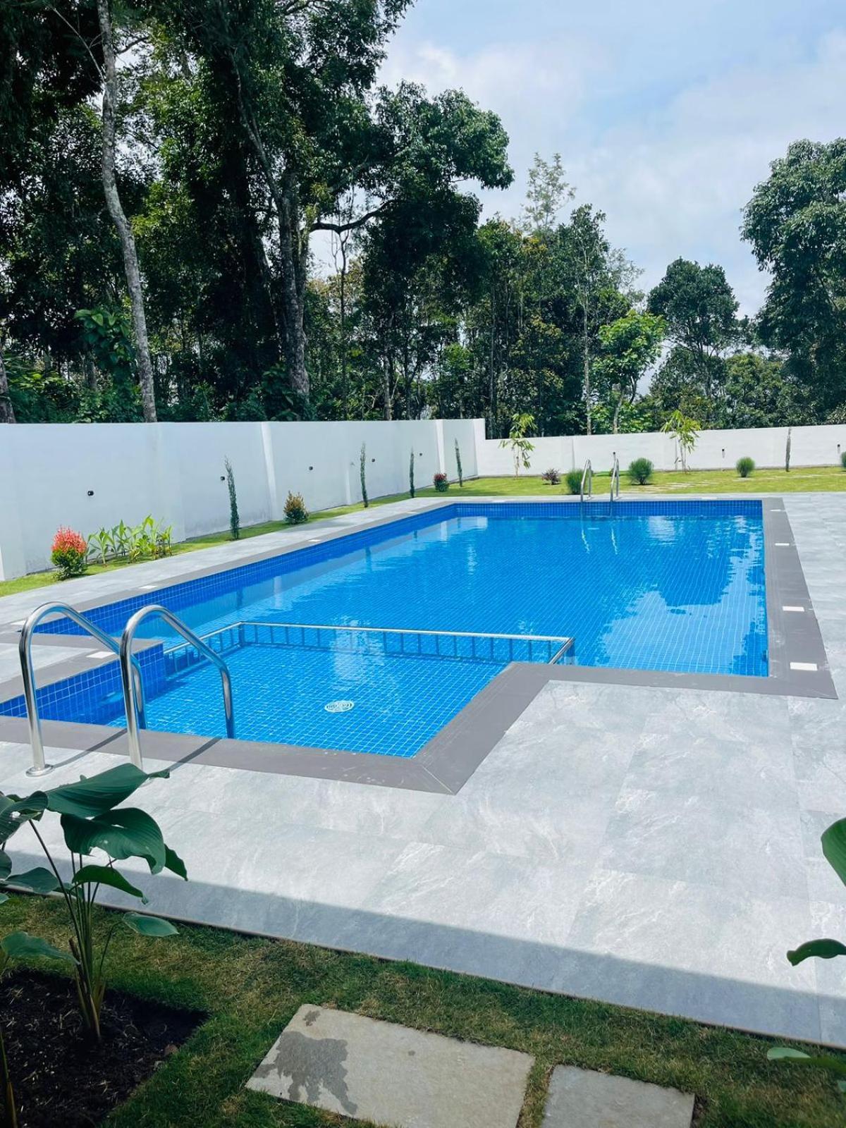 The Windy Mist Resort Munnar Chinnakanal Eksteriør billede