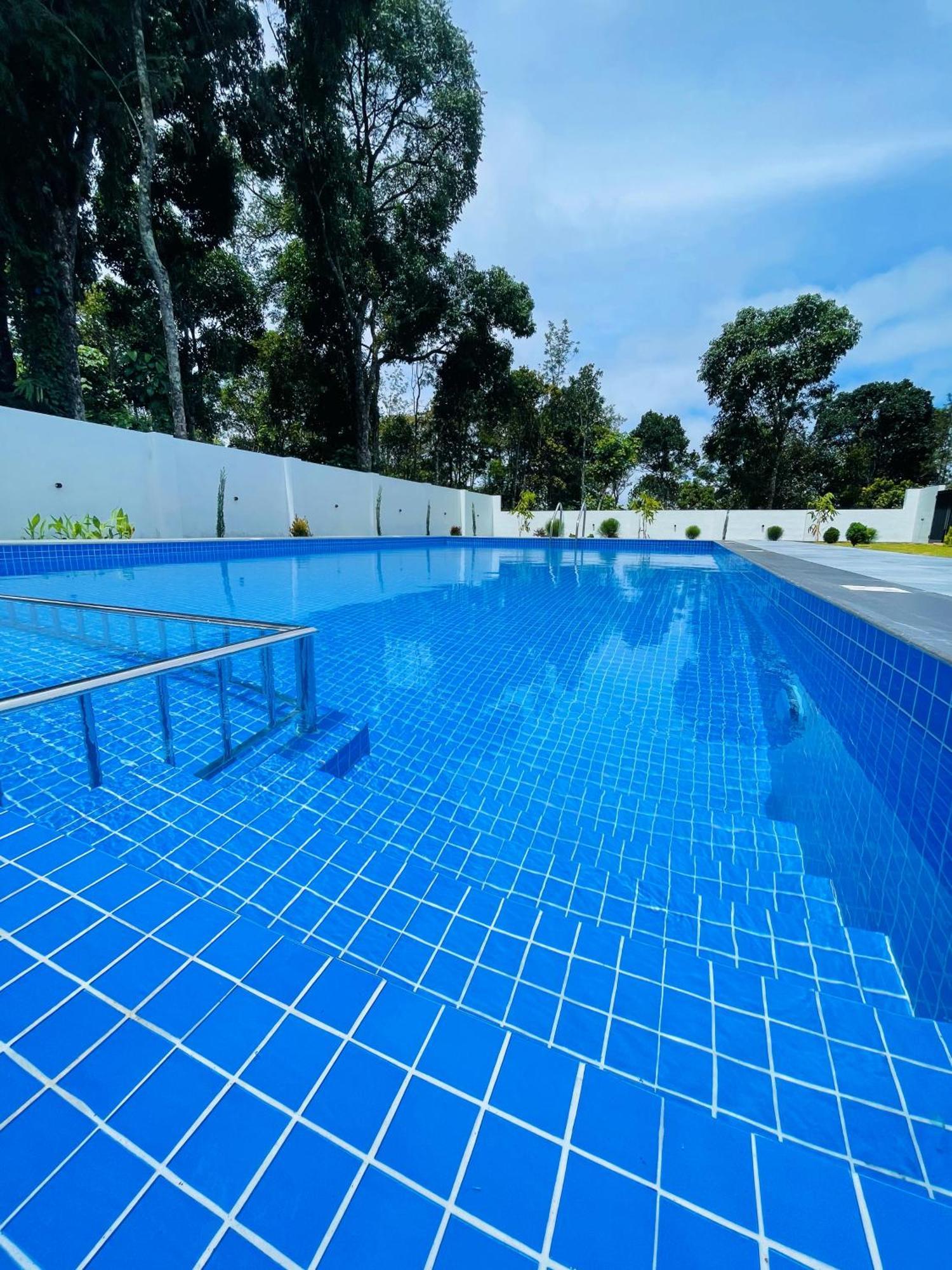 The Windy Mist Resort Munnar Chinnakanal Eksteriør billede